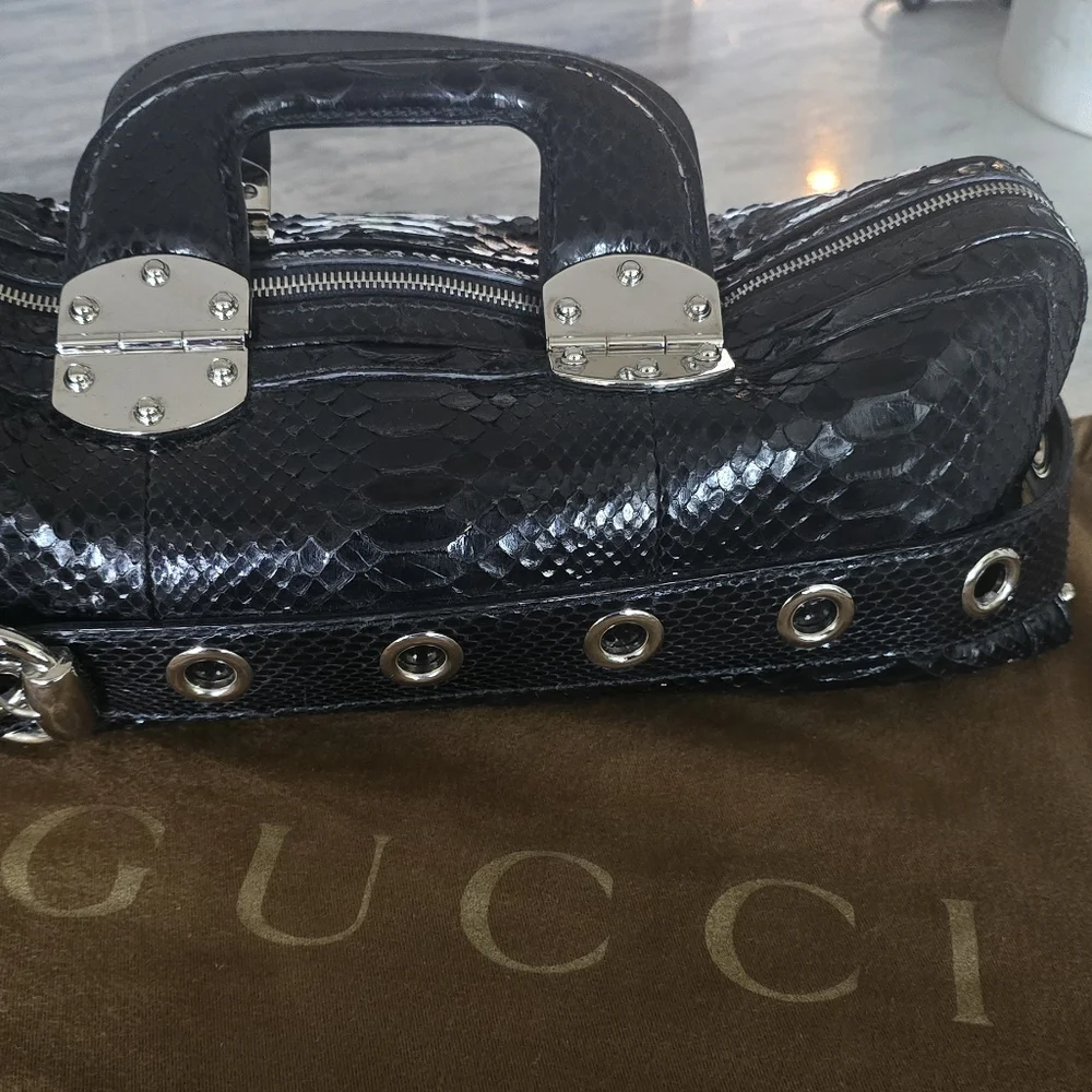 *AUTHENTIC* Gorgeous GUCCI Romy Boston Satchel - Python - Picture 9 of 15